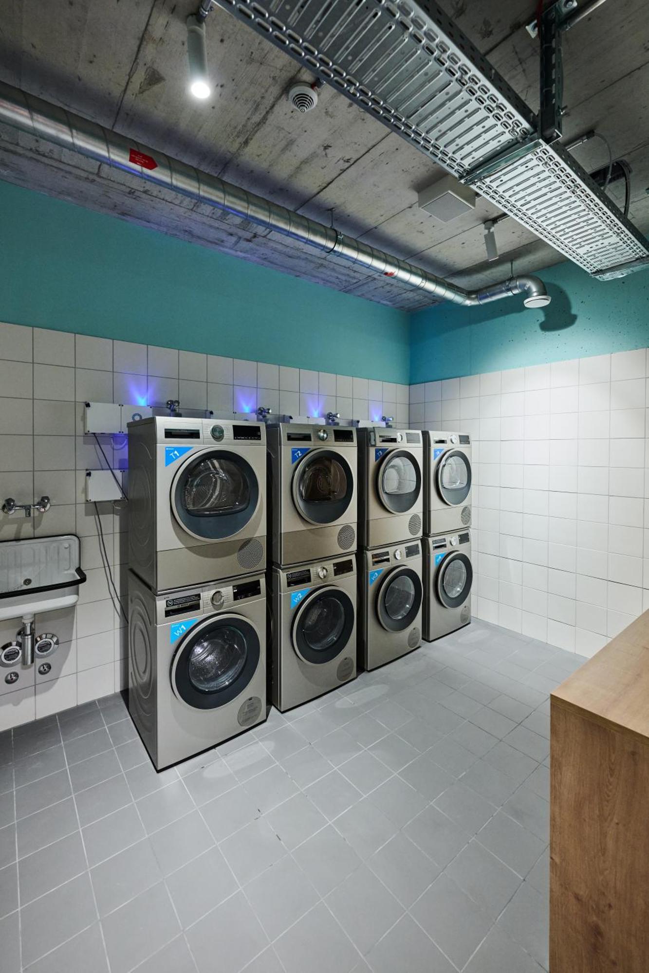 Ariv Design Hotel Zug Steinhausen Exteriör bild